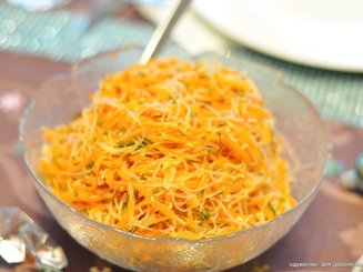 Пикантный морковный салат