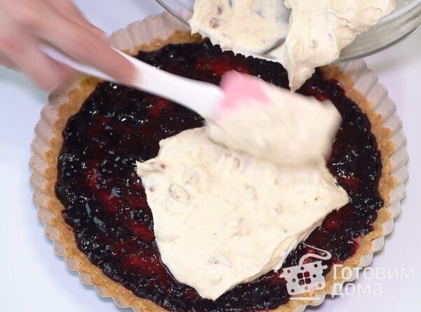 Нежный пирог с персиками фото к рецепту 8