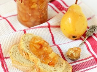 Грушевый конфитюр с орехами и амаретто