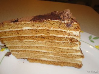 Медовик с яблочно-карамельным кремом