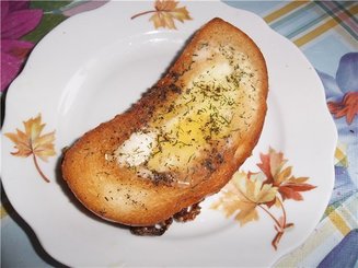 Горячие бутерброды  (яичница в хлебе)