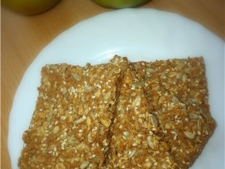 Хрустящие мультизерновые хлебцы с семечками