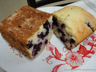 Кекс с красной смородиной