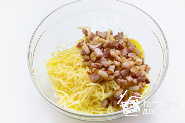 бельгийский открытый пирог с копчеными колбасками. Смотреть фото бельгийский открытый пирог с копчеными колбасками. Смотреть картинку бельгийский открытый пирог с копчеными колбасками. Картинка про бельгийский открытый пирог с копчеными колбасками. Фото бельгийский открытый пирог с копчеными колбасками