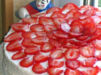 Пирожные с клубникой