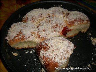 Булочки с наполнителем и посыпкой