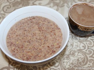 Льняная каша с финиками