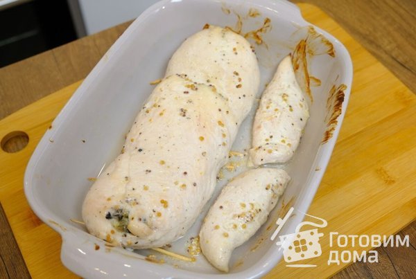 Куриный рулет с грибами и сыром - просто, вкусно и красиво! фото к рецепту 7