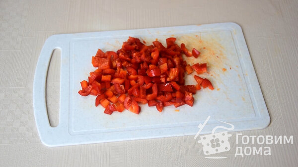 Макароны с курицей и овощами на сковороде фото к рецепту 4