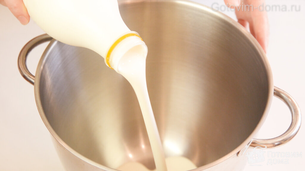 Домашний молочный батон в духовке: нежный с хрустящей корочкой
