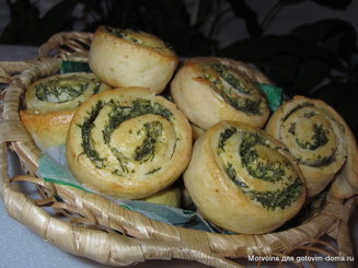 Творожные булочки с укропом и чесноком