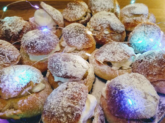 Шведские булочки Semla