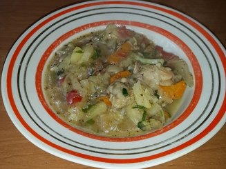 Овощное рагу с картофелем и курицей