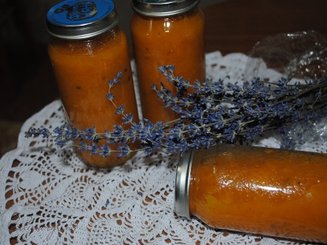 Абрикосовый конфитюр с ароматом лимона и лаванды