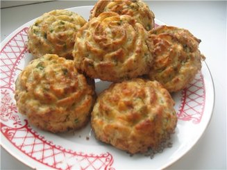 Сырные кексы с укропом и тмином