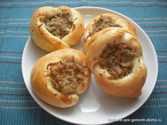 Булочки-сердечки с тунцом