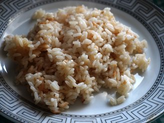 Рис с чесноком и сливочным маслом