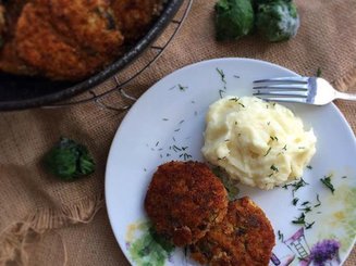 Куриный бургер с шпинатом и сыром