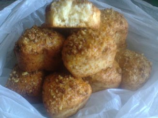 Кекс на кефире с орехами