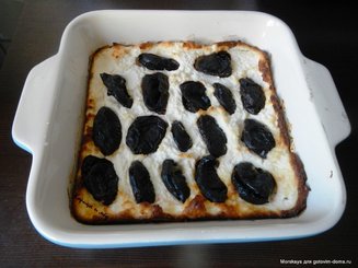 Творожная запеканка с черносливом