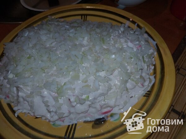 Салат с крабовыми палочками &quot;Символ года&quot; с майонезом #Махеевъ фото к рецепту 4