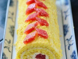 Рулет с масляным кремом и желе по ГОСТу