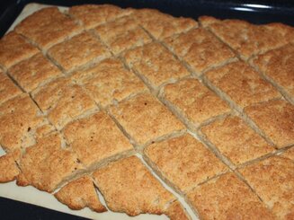 Мягкое творожное печенье с фундуком, кофе и бейлизом