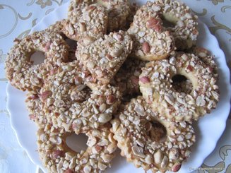 Песочное кольцо с арахисом