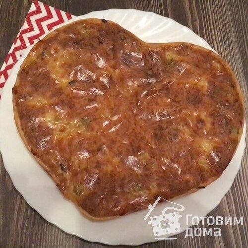 Киш с ветчиной и грибами