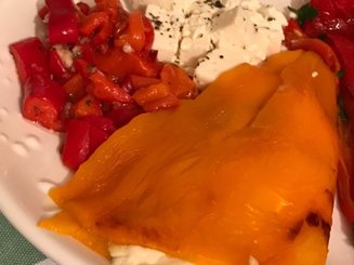Три закуски из сыра Фета и перца