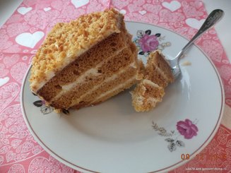Легкий  медовик (жидкое тесто)
