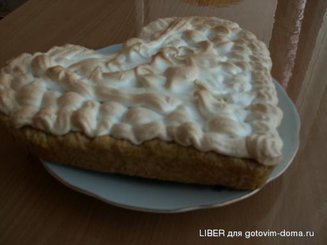 Лимонный пирог с меренгой