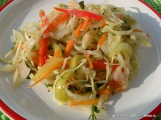 Салат с капустой "Пестренький"