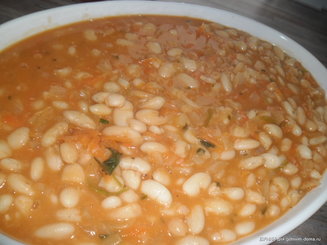 Фасоль "по-птичьи"(Fagioli all'uccelletta)