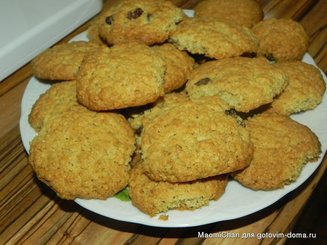 Овсяное печенье с изюмом