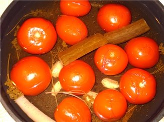 Быстрые маринованные помидоры