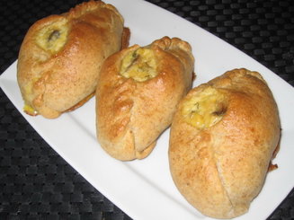 Открытые пирожки с сыром и зеленью