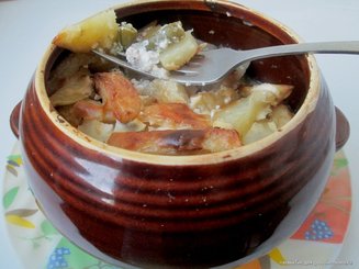 Горшочки с картошкой и стручковой фасолью