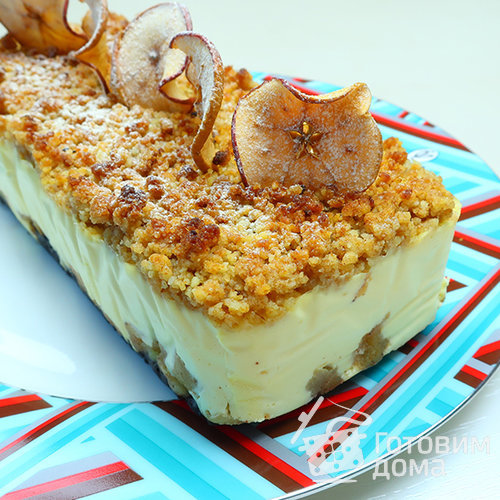Яблочный чизкейк с миндальной крошкой