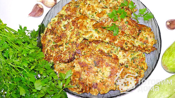 Вкусные оладушки из кабачков с сыром фото к рецепту 2