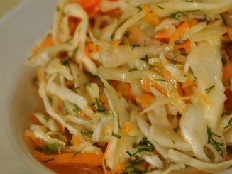 Салат с капустой "Пестренький"