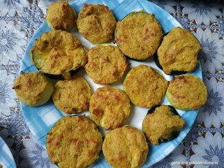 Кабачки с сыром и чесноком в духовке