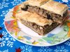 Слоеный пирог с печенью, рисом и грибами