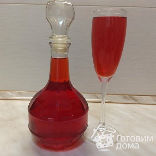 Клубничный ликёр