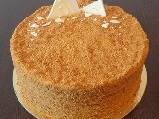 Медовик с яблочно-карамельным кремом