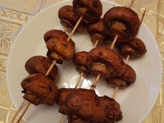 Шашлык из шампиньонов в духовке