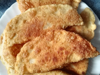 Чебуреки (по рецепту Джуны Шенгелия)