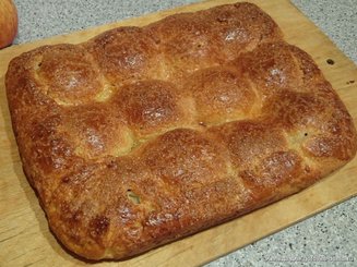 Сочный пирог с яблоками