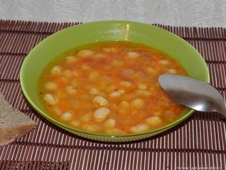 Боб чорба (болгарский суп)