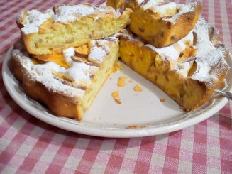 Шарлотка с яблоками